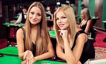 Quy tắc Baccarat và Poker tại 1xbet web